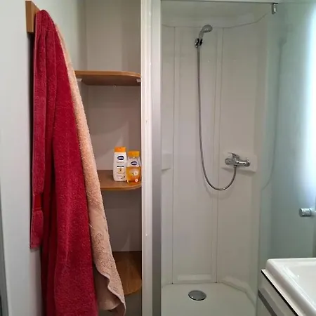 Zecamping 3 Etoiles Avec Piscine Chauffee En Pleine Nature Belmont-sur-Rance