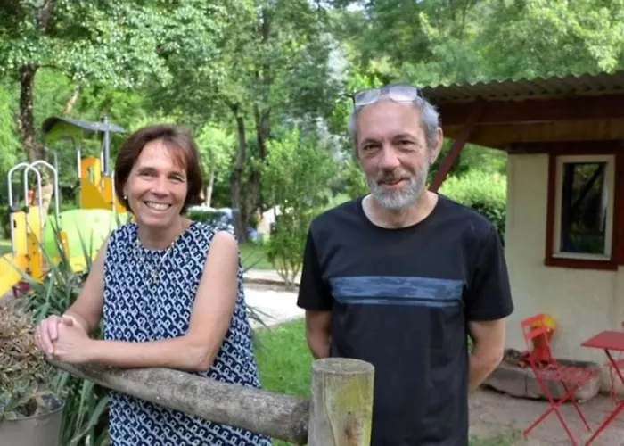 ZEcamping 3 piscine pet friendly locatif clim 26m2 4 pers Campeggio Belmont-sur-Rance